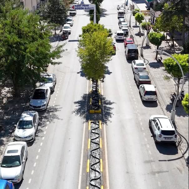 Yunus Emre Bulvarı’nda Çevre Düzenleme Çalışmaları