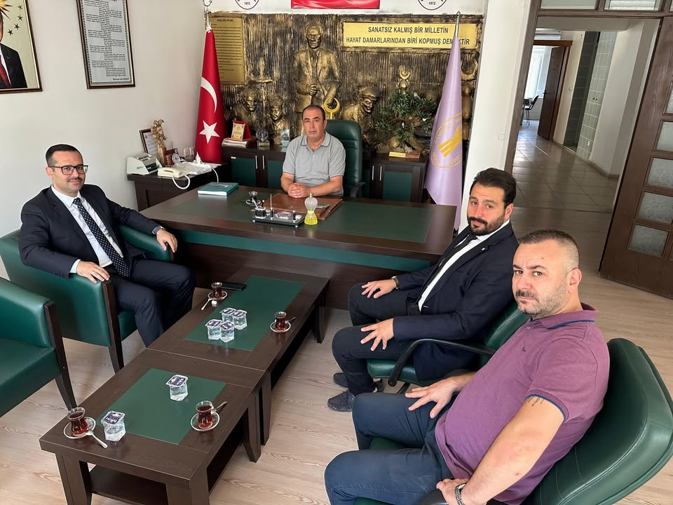 KOSGEB Müdürü ve Personeli Başkanımızı Ziyaret Etti