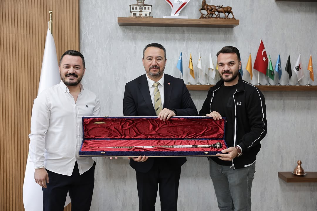 Sandıklı Belediye Başkanı Adnan Öztaş'a İlçe Esnaflarından Ziyaret