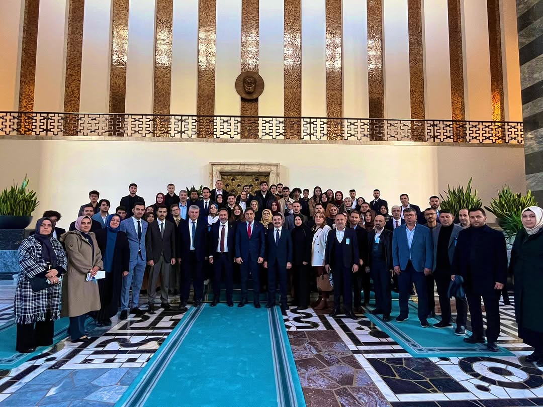 Milli Savunma Komisyonu Üyesi Ünal Karaman TBMM'de Teşkilatlarla Buluştu