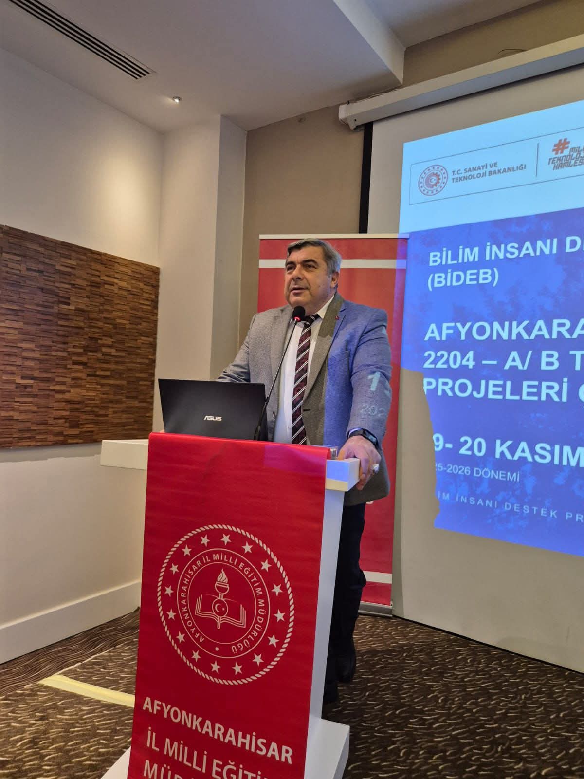 TÜBİTAK 2204 A/B Proje Çalıştayı İl Genelinde Başladı